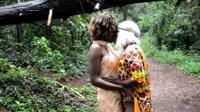 Black Lesbians Public Toilet Banging - icpvid.com