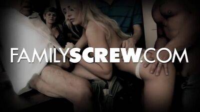 Nelly is a Freaky MF - Familyscrew - hotmovs.com