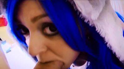 Babe with blue hair gets her bush fucked - drtuber